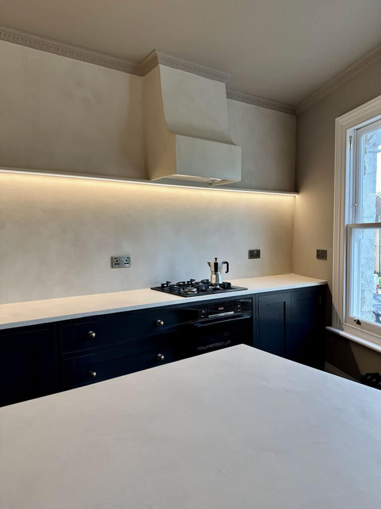 'Pebble" Microcement walls and work surfaces, Decor Surface Finishes